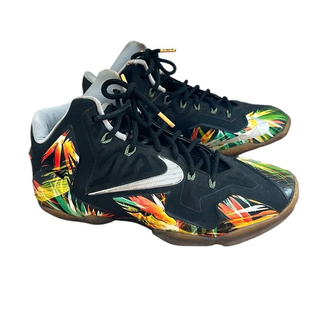 Nike Lebron 11 Everglades Men's Size 8 Black/Floral Sneakers (616175-006)